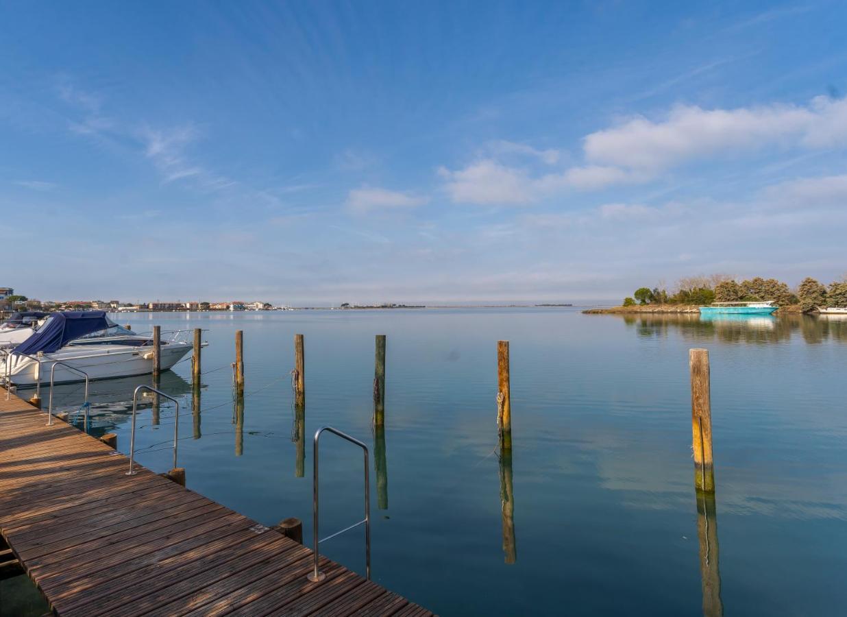Casa Di Annika - Vista Laguna E Parcheggio Privato Grado Exterior foto